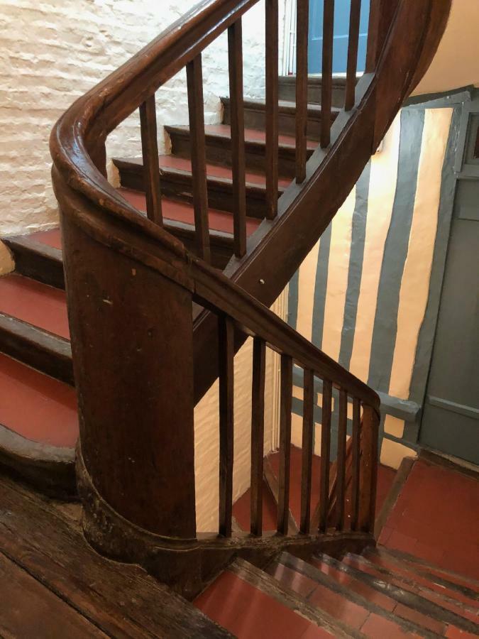 Lucarne Enchantee Honfleur Exterior foto